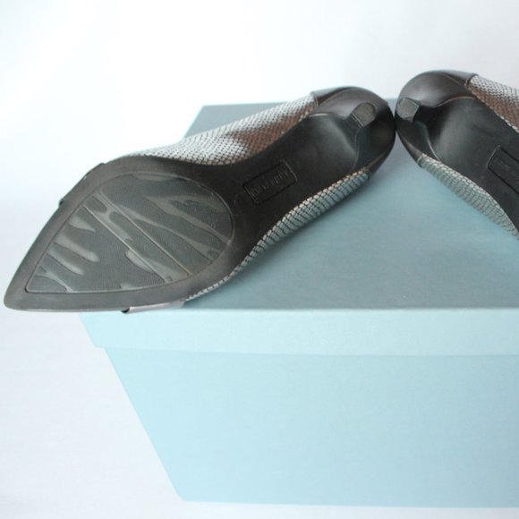 Anne Klein Finn Pump in Pewter Metallic - Picture 5 of 6